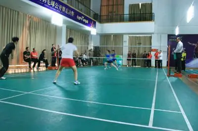 上演